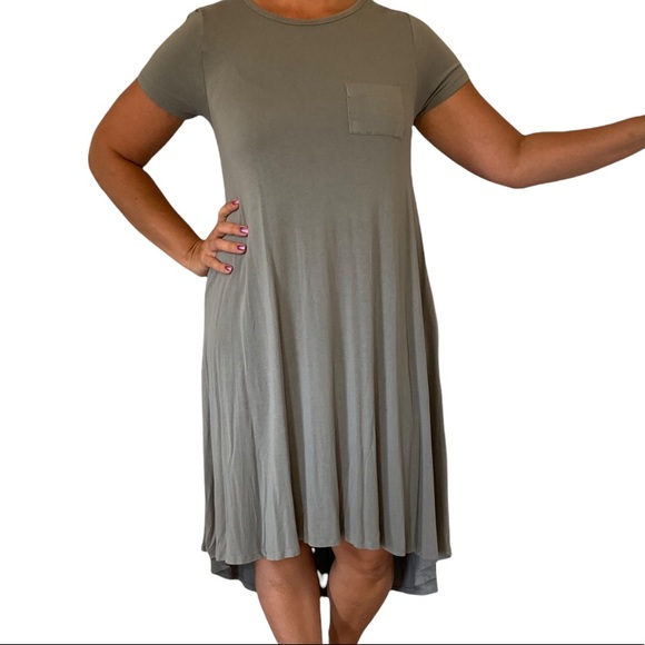 LuLaRoe Dresses & Skirts - 😎 LULAROE CARLY DRESS - Grey- Size XS